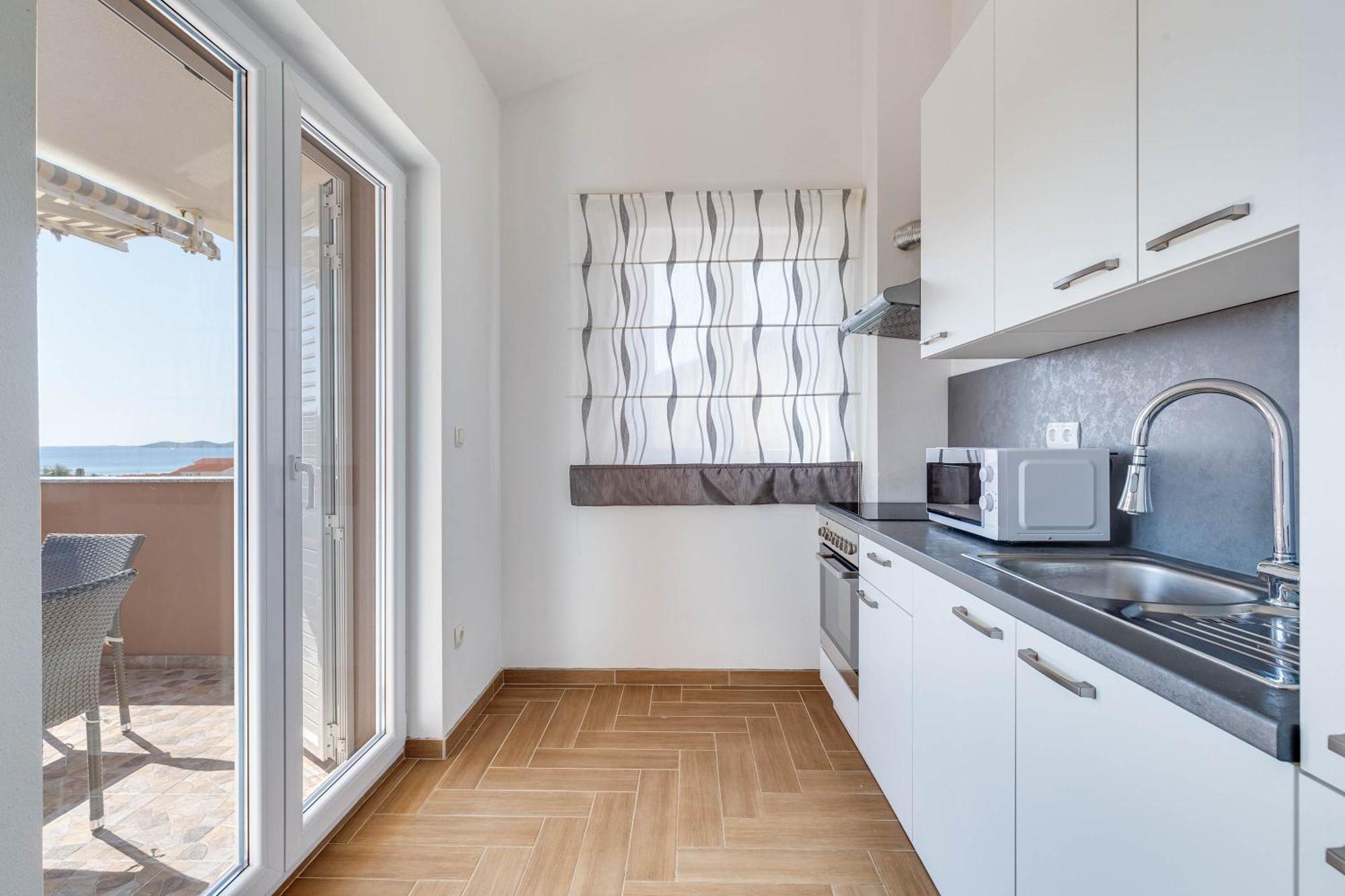 Apartmani Pocrnic Pakoštane Exterior foto